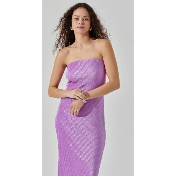 ASTR the Label Plisse Tube Midi Dress Size Medium - Picture 3 of 8